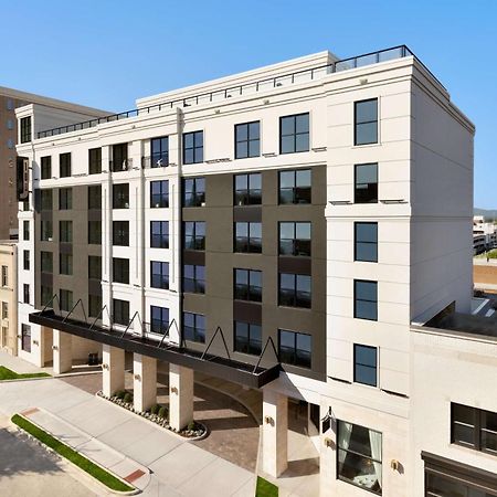 106 Jefferson Huntsville, Curio Collection By Hilton Exteriör bild