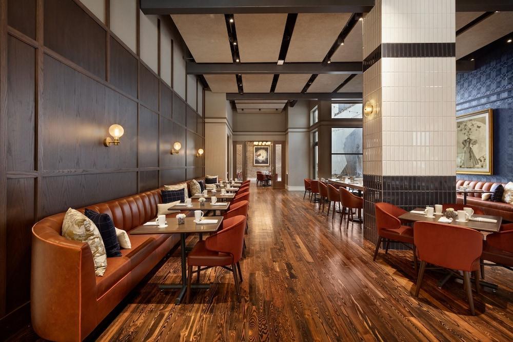 106 Jefferson Huntsville, Curio Collection By Hilton Exteriör bild