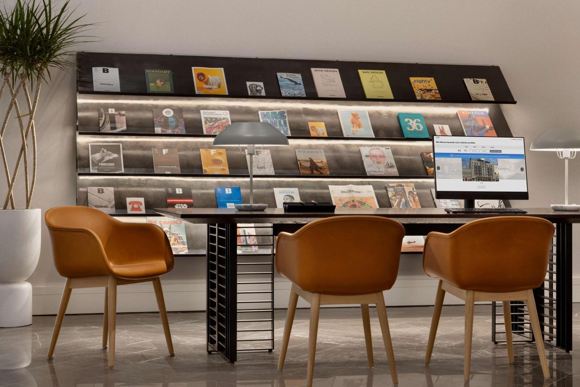 106 Jefferson Huntsville, Curio Collection By Hilton Exteriör bild