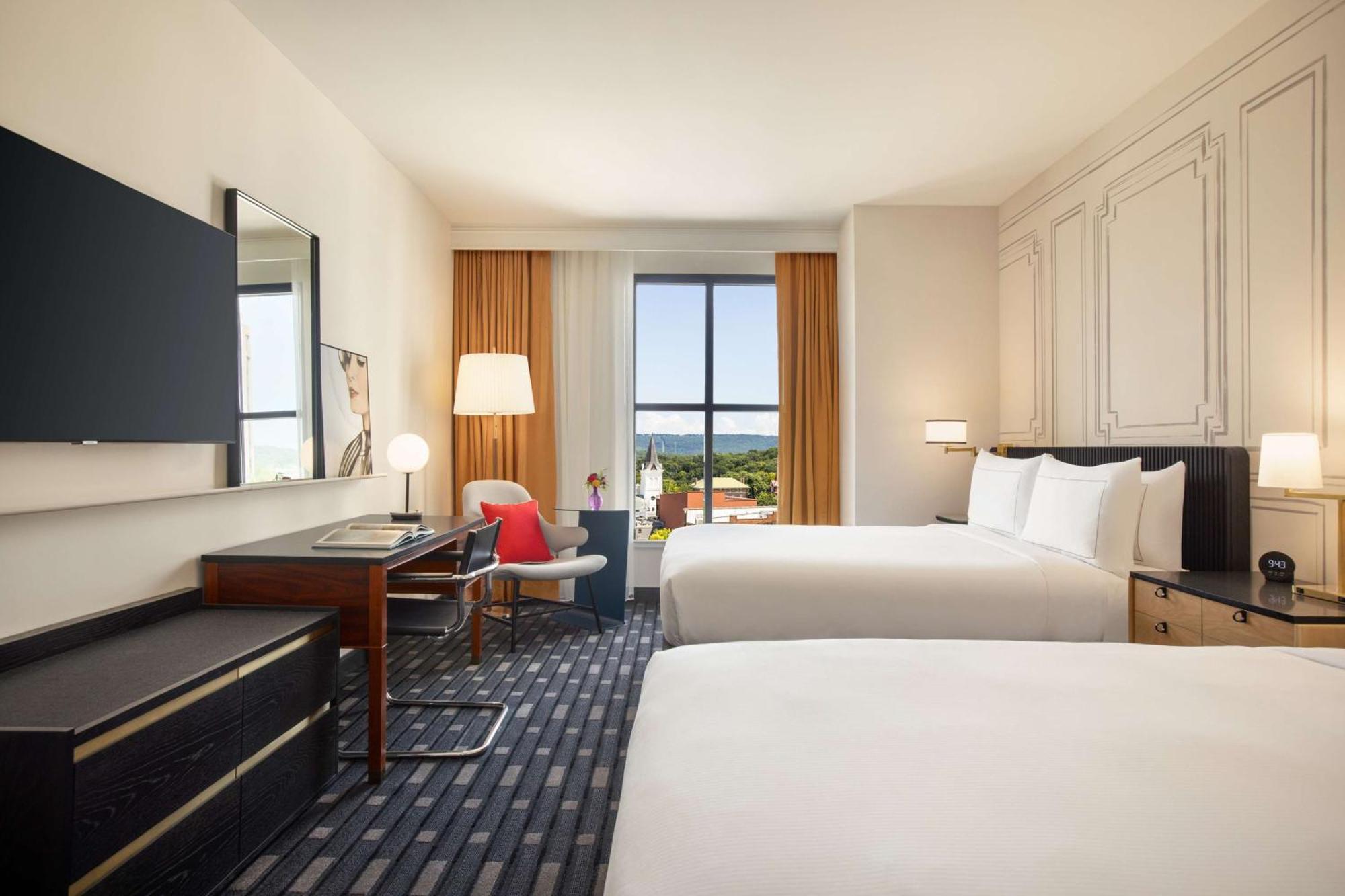 106 Jefferson Huntsville, Curio Collection By Hilton Exteriör bild